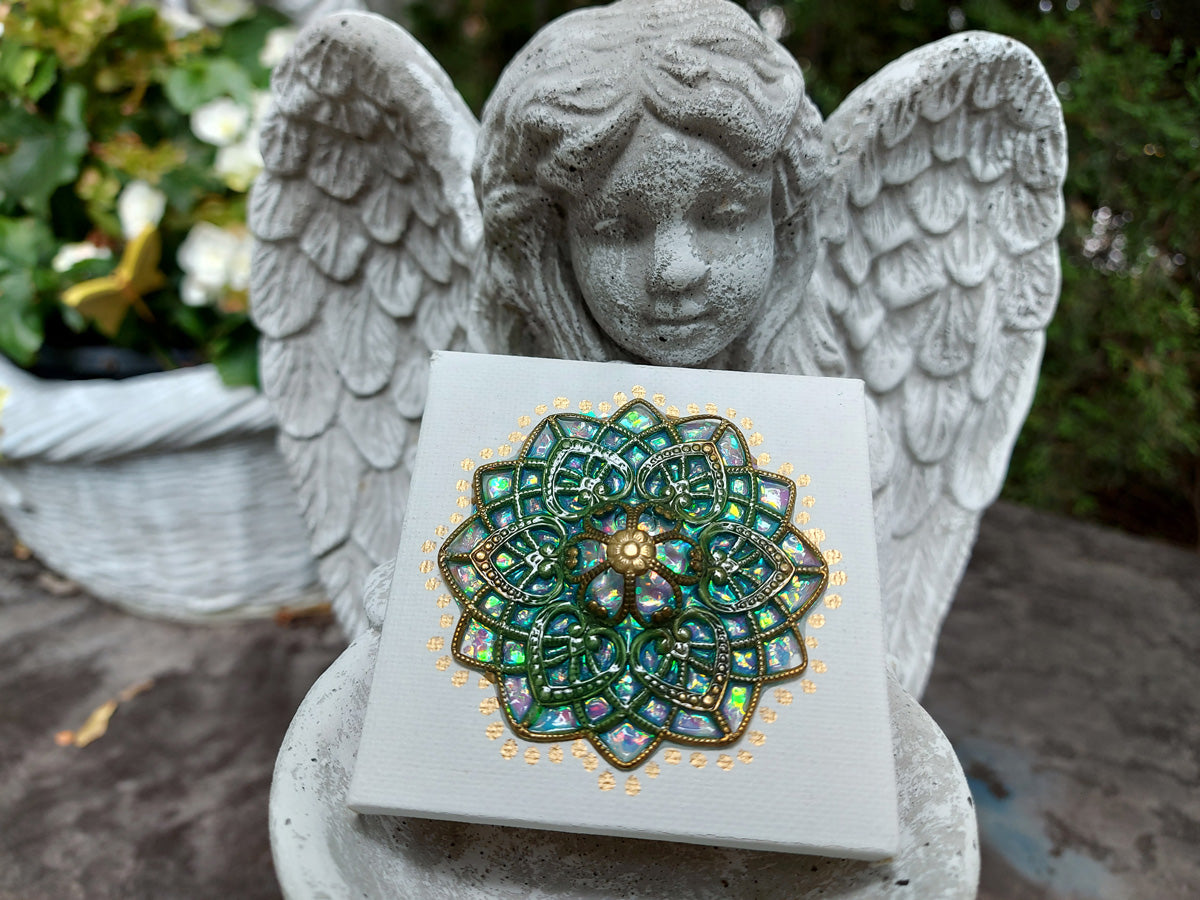 White Flower Lattice